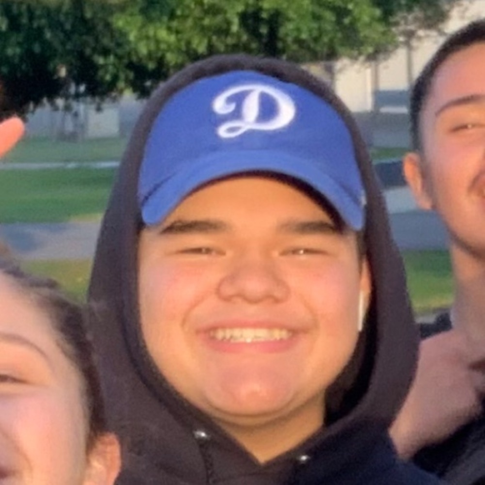 Meet your Posher, Tomas